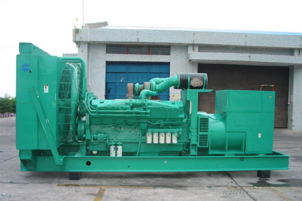 河口工厂发电机应急发电时如何更准确地检查发电机状态？