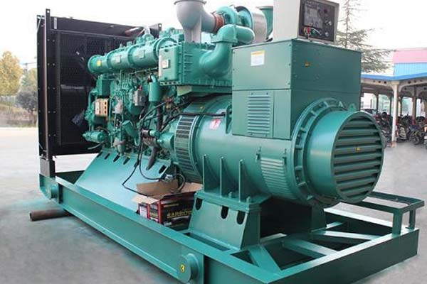 河口工厂发电机应急发电中如何优化燃油储备管理？