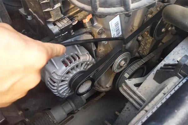 河口转速传感器的工作原理是什么？