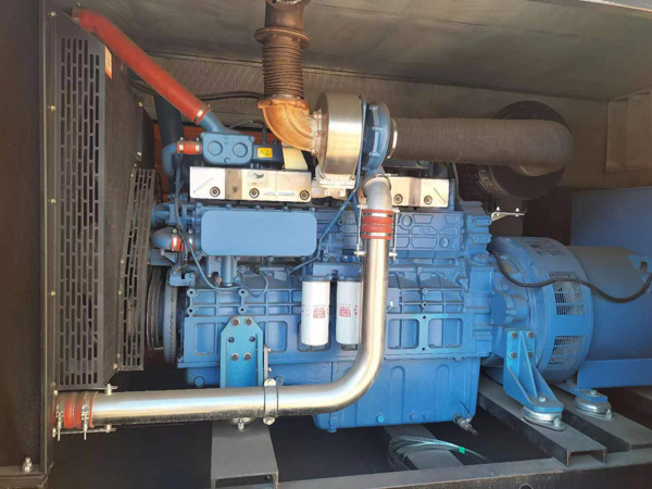 河口燃油消耗率与进气温度的具体关系是什么？